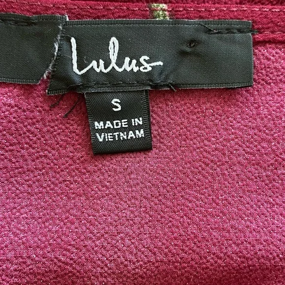 LULUS BURGUNDY FLORAL WRAP MAXI DRESS SIZE SMALL 🌟EUC🌟 - Picture 12 of 16